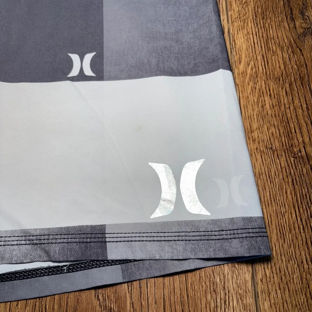 Hurley Phantom Board Shorts Mens 36 Gray White Stripe Stretch Swim Trunks Surf